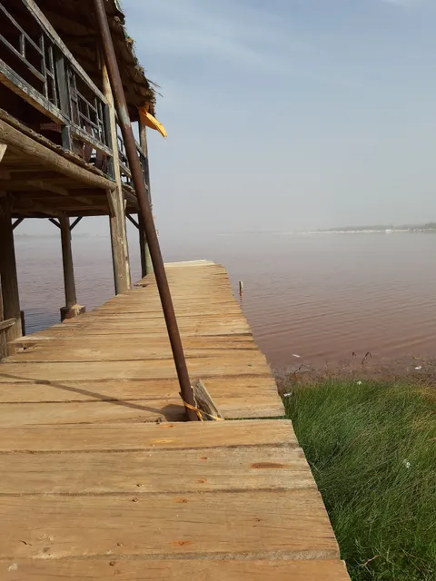 Lac Rose - Deni Guedj