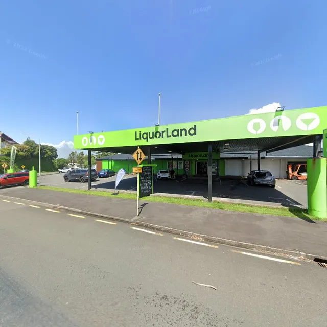 Liquorland Courtenay Street