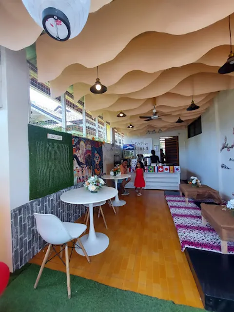 Deja Brew Coffee & Pastry 커피와 과자 café et pâtisserie