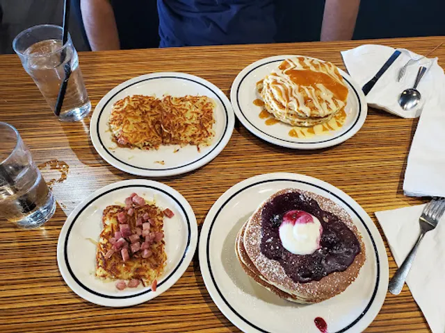 IHOP | Applebee's Grill + Bar