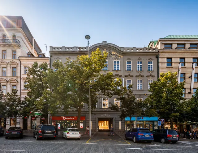 VN48 Suites by Adrez