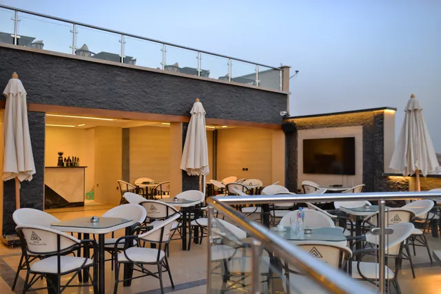 Neom Pyramids Valley Boutique Hotel