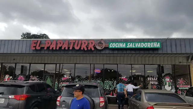 El Papaturro Restaurant