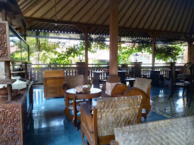 Angkringan Sopo Ngiro Wonogiri