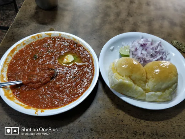 RASHTRIYA VEG RESTAURANT