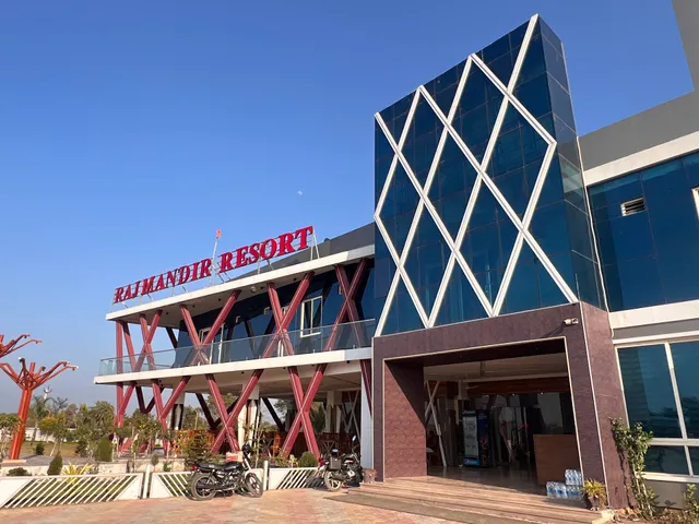 Rajmandir Resort