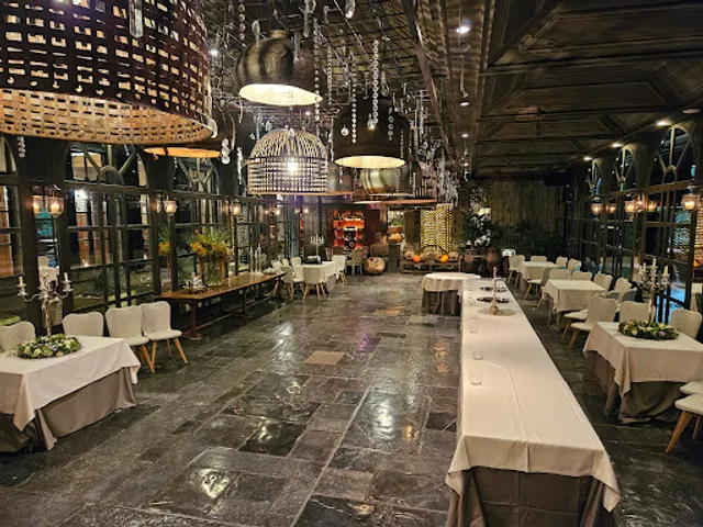 Hof Ten Damme Salons nv