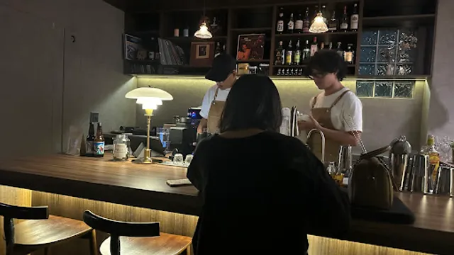 宅·J House Coffee Bar & Jazz 爵士酒吧