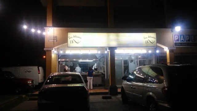 TAQUERÍA Los Alteños