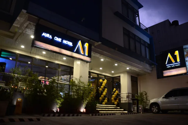 Aura One Hotel