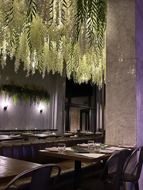 Commonwealth Kitchen & Bar