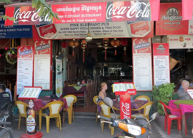 Pink Elephant Happy Pizza