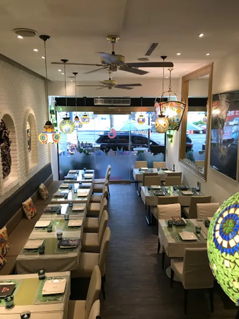 Chilliesine Indian Restaurant Chaofu 淇里思印度餐廳 朝富店