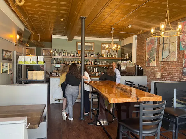 Brinx Café & Wine Bar