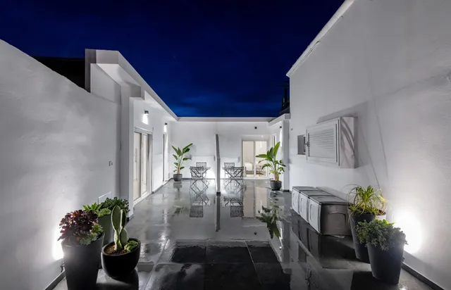 Sunwaves Beach studios