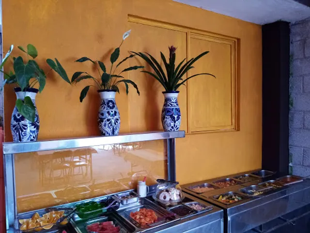 BUFFET LOS FAROLITOS