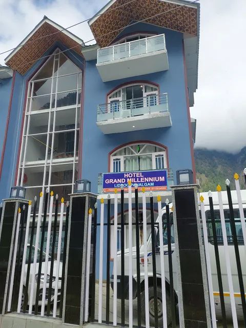 Hotel Grand Millennium