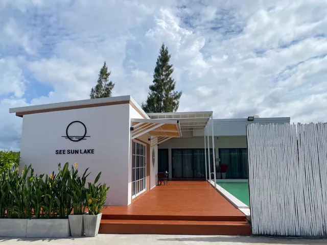 See Sun Lake Pool Villa Rayong