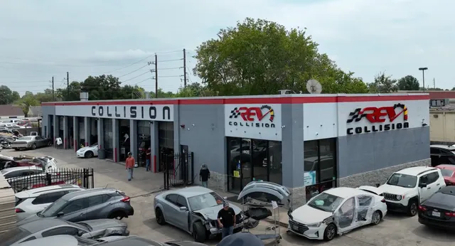 CARSTAR REV Collision
