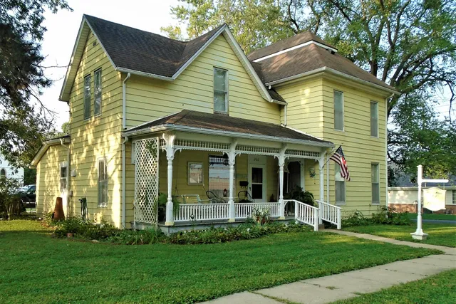 Mari's House Bed & Breakfast