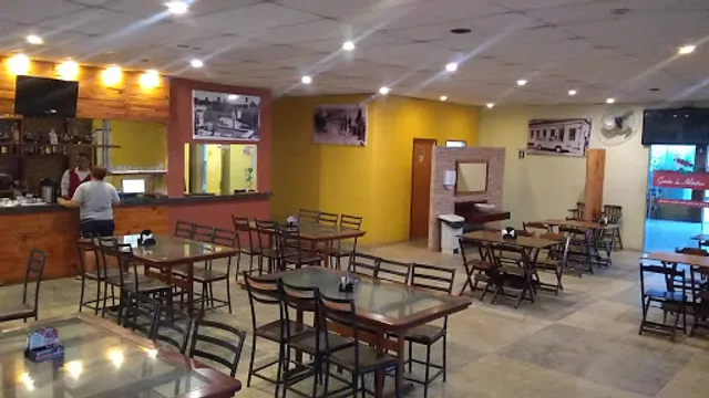 Restaurante e Pizzaria Garota do Atlântico