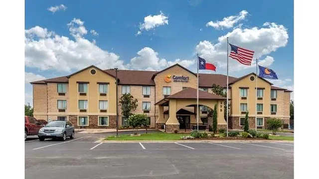 Comfort Inn & Suites Mansfield
