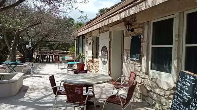 Chez Laure la buvette du lac