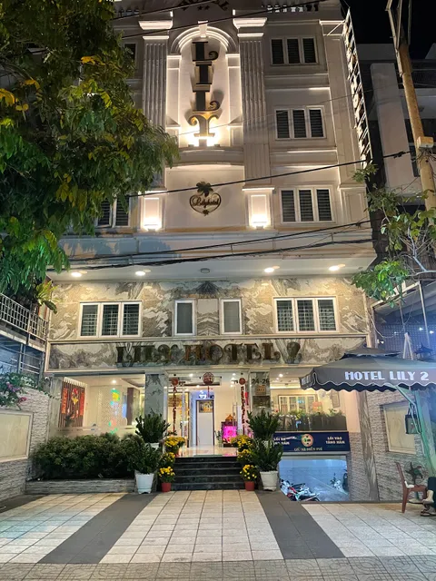 Hotel Lily 2