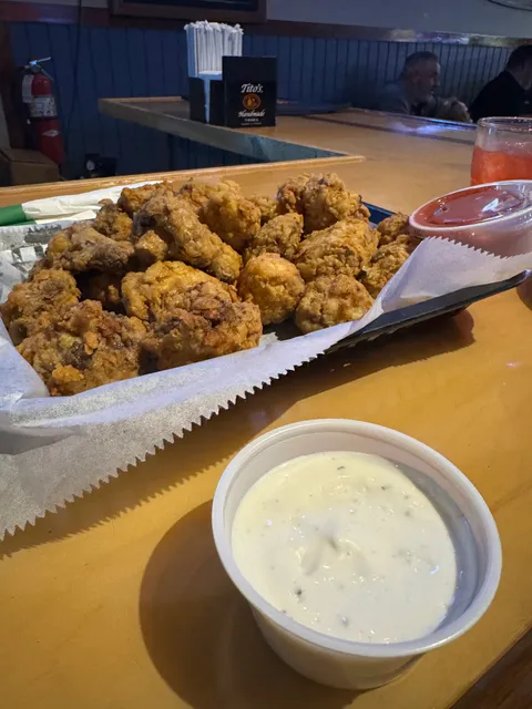 Courtside Bar & Grill