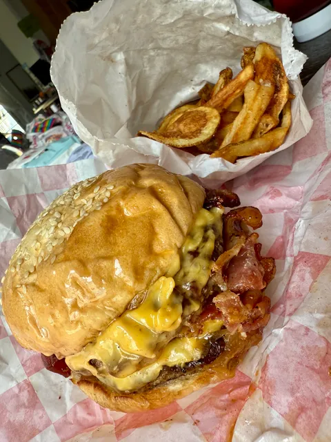 Fatty T’s Burger Shack