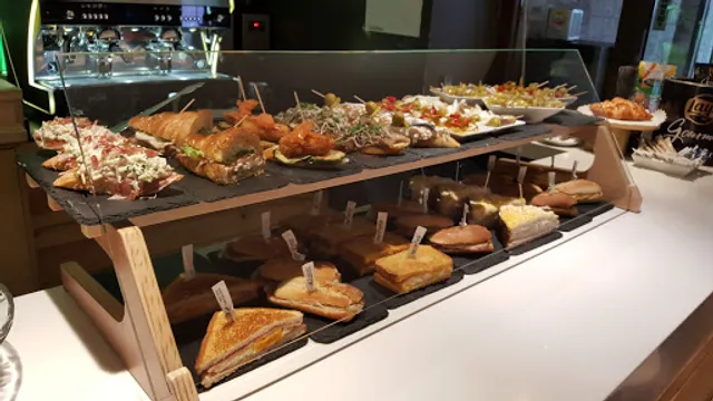 Toki Comidas y Copas