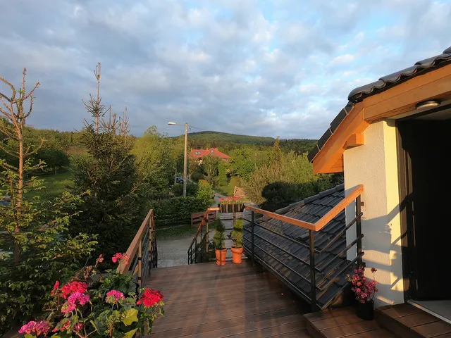 Apartament Sady przy Ślęży ,góra Ślęża , maraton,wypoczynek, szlaki rowerowe , szlaki , bieganie, marato