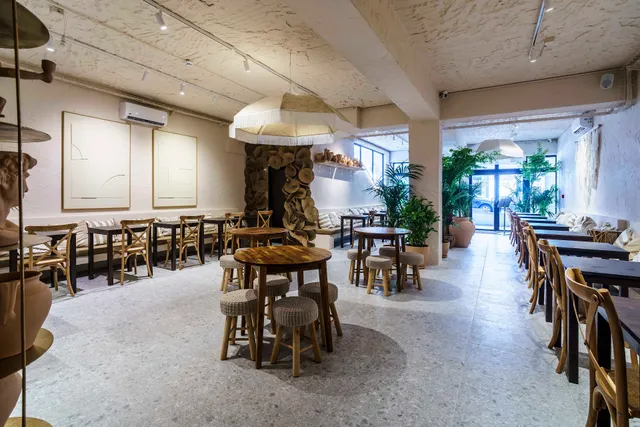 Kuala - Brunch Restaurant