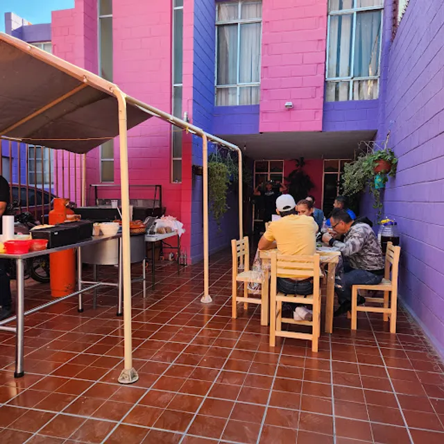 Menuderia "El César"