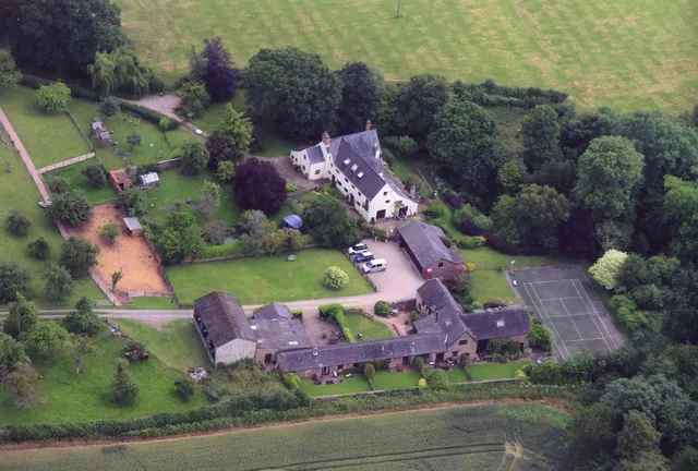 Oatfield Country Cottages