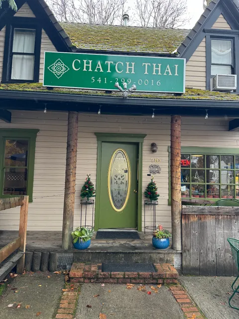 Chatch Thai Restaurant