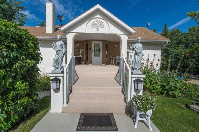 A River Road Bed & Breakfast