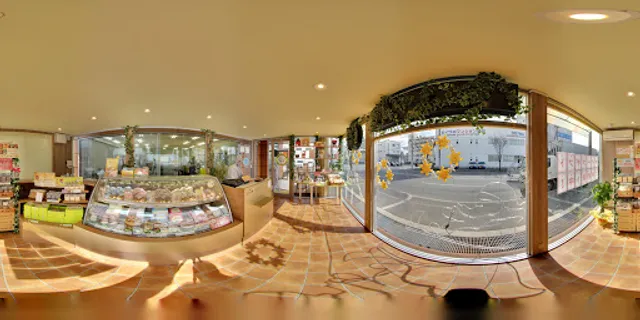 株式会社ヤムヤムクリエイツ『ベイクドマジック』本社スイーツ・ラボ店