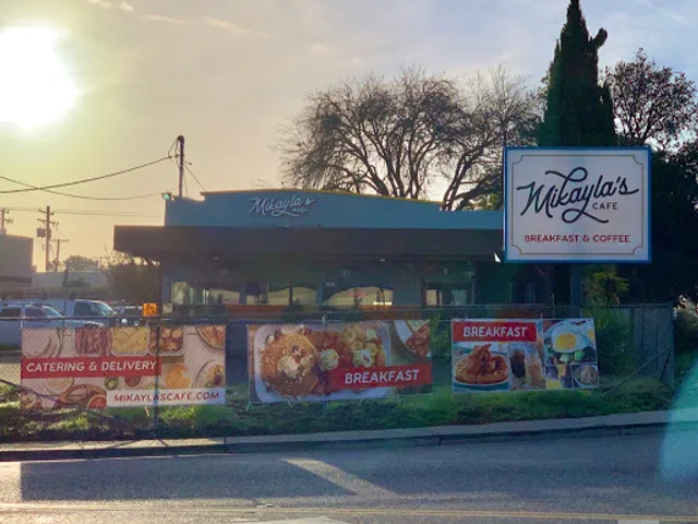 Mikayla's Cafe