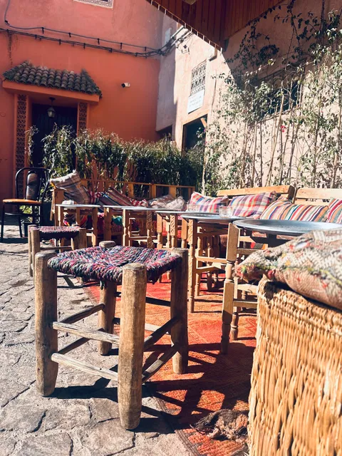 ℝ𝕖𝕤𝕥𝕒𝕦𝕣𝕒𝕟𝕥 ℝ𝕖𝕘𝕦𝕖 𝕁𝕒𝕞𝕒𝕒