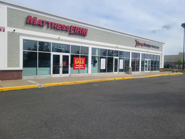 Mattress Firm Mountain Farms Mall