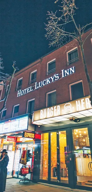 Hotel Luckys Inn