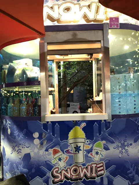 Silvia's Snow Cones (SNOWIE)