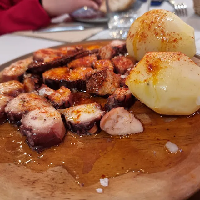 Mesón gallego O'carro siglo XXI