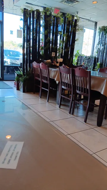 Greens Parkway Foodmart