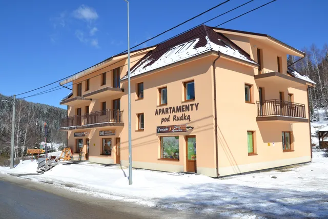 Czarna Góra Apartamenty Noclegi w górach Pokoje Apartamenty Sienna