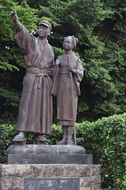 “The Dancing Girl of Izu” Statue