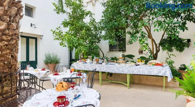 B&B Palazzo Tre Cardi