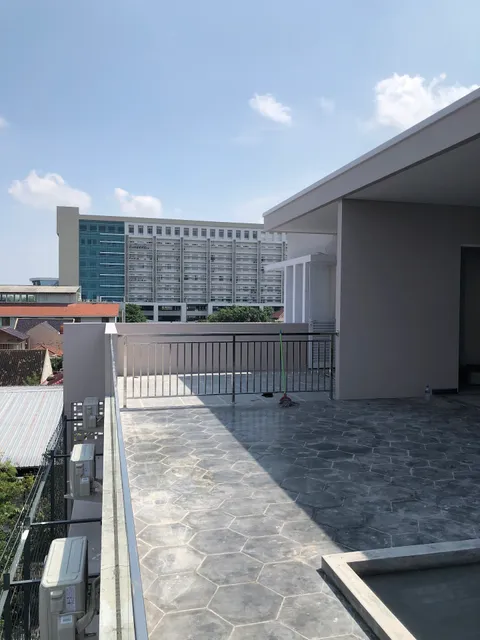 Kost Sunshine Living