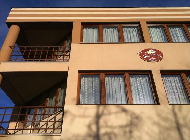 Vasvirág Hotel